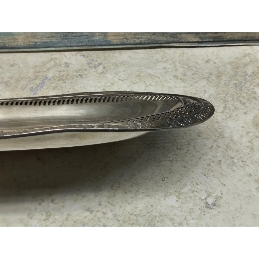 Vintage Dowd-Rogers small silver‎ plate pierced edge oval trinket small platter